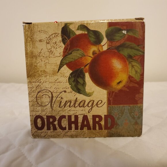 Vintage Orchard Cermaic Wall Plates - Picture 2 of 5